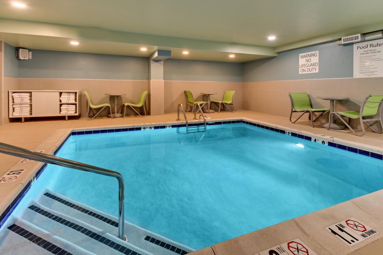 Holiday Inn Express Pittston - Scranton Airport By Ihg Esterno foto