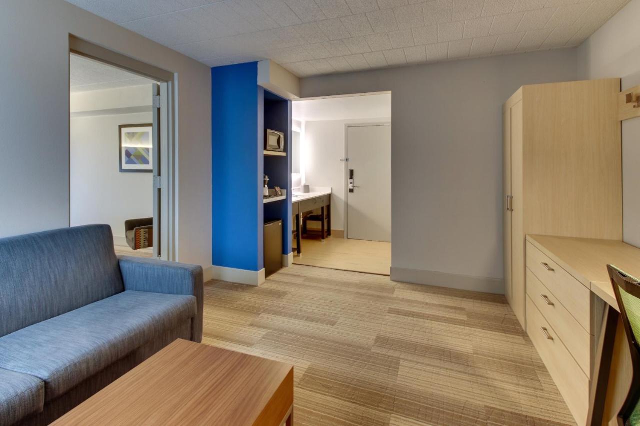 Holiday Inn Express Pittston - Scranton Airport By Ihg Esterno foto